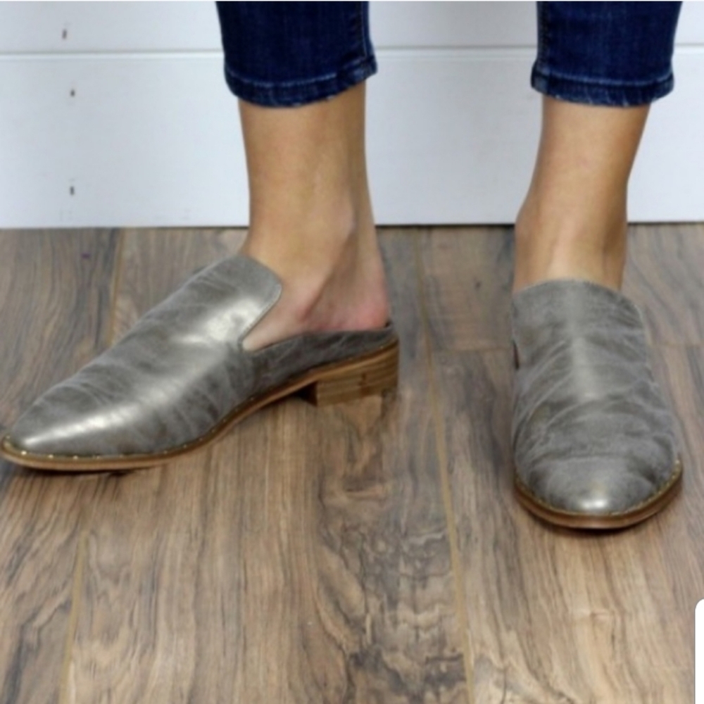 Very Volatile Austin Metallic Mule 7